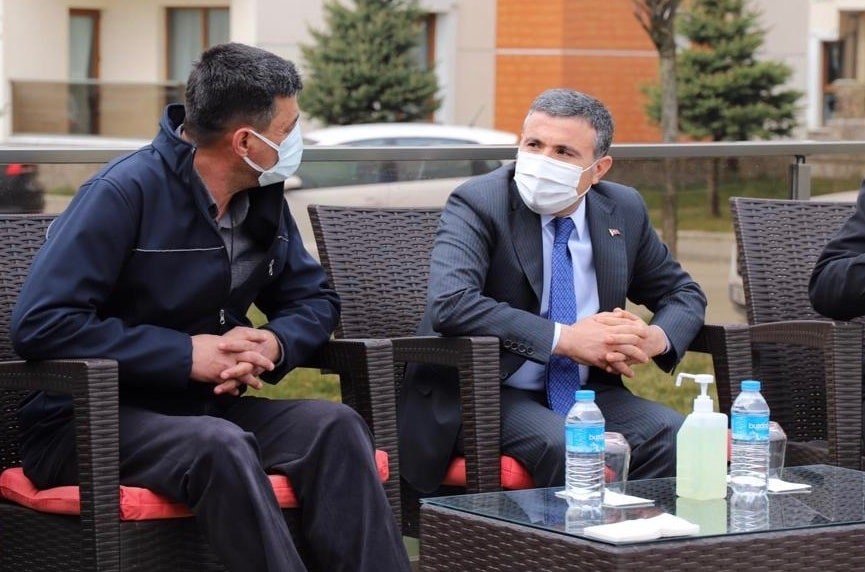 Vali Atay, Gaziyi Evinde Ziyaret Etti