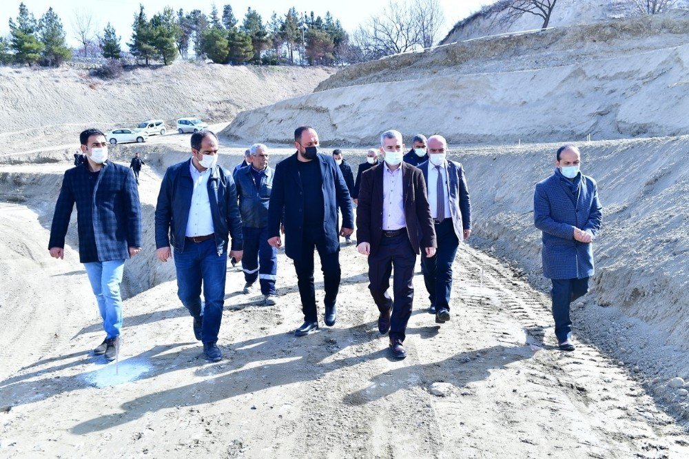 Başkan Çınar, Meyve Bahçesinde