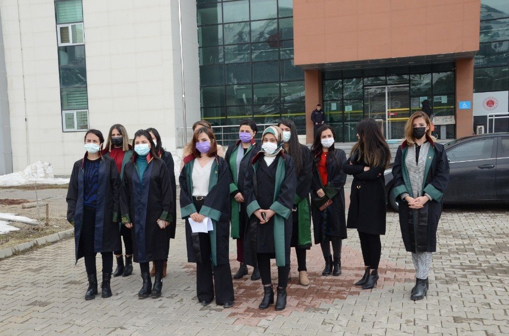 Kadın Avukatlardan ‘kadına Şiddet’ Açıklaması