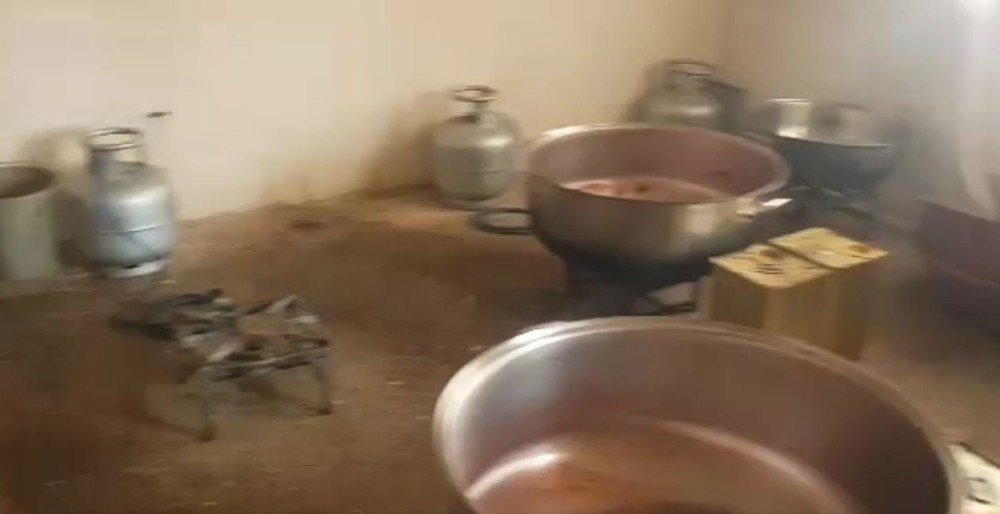 Kaçak Nargile Tütünü İmalathanesine Baskın