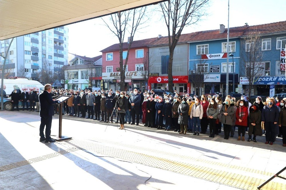 Çankırı Tek Nefes Oldu, Belediye Hoparlörlerinden İ̇stiklal Marşı Seslendirildi