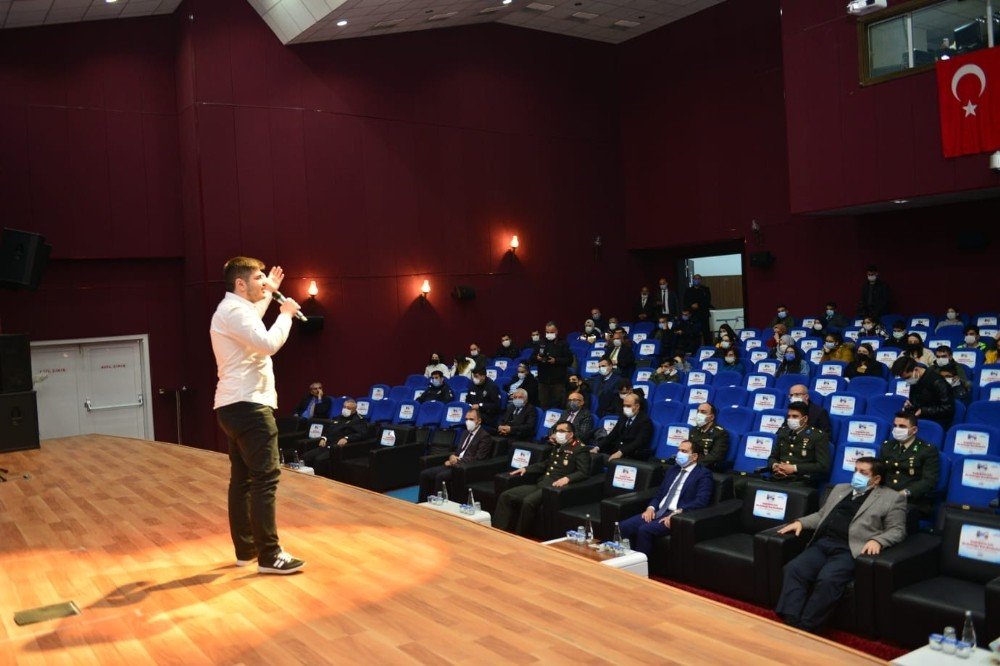 Elazığ’da İ̇stiklal Marşı’nın Kabulünün 100. Yıl Dönümü