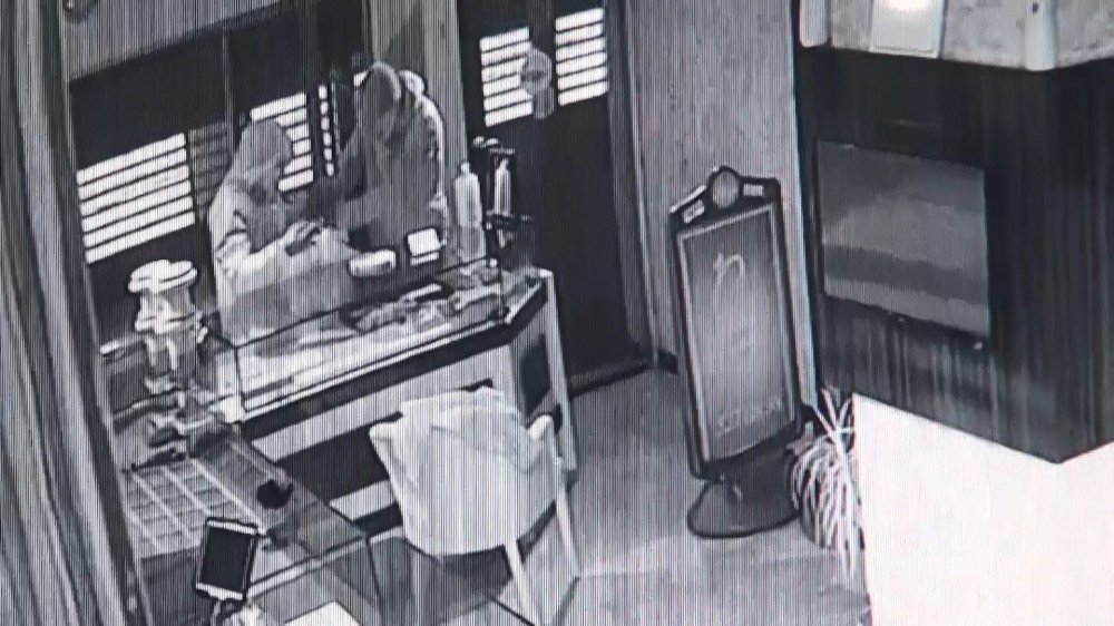81 Bin Tl’lik Vurgun Yapan Kuyumcu Hırsızları Tutuklandı