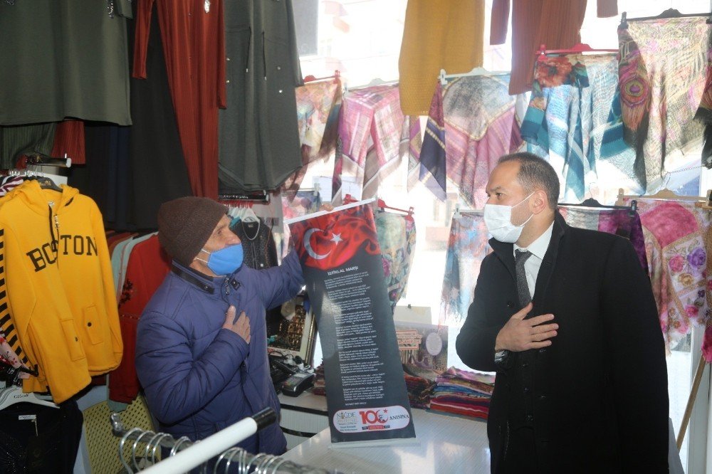 Niğde Belediye Başkanı Özdemir’den İ̇stiklal Marşı’nın 100. Yılında Anlamlı Hediye