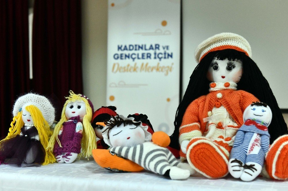 Başkent’te Hafta Boyunca 8 Mart Dünya Kadınlar Günü Kutlandı