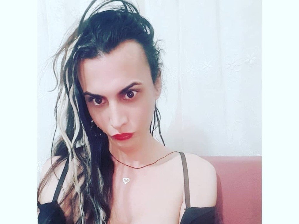 İ̇zmir’deki Trans Birey Cinayeti İle İlgili 3 Şüpheli Yakalandı