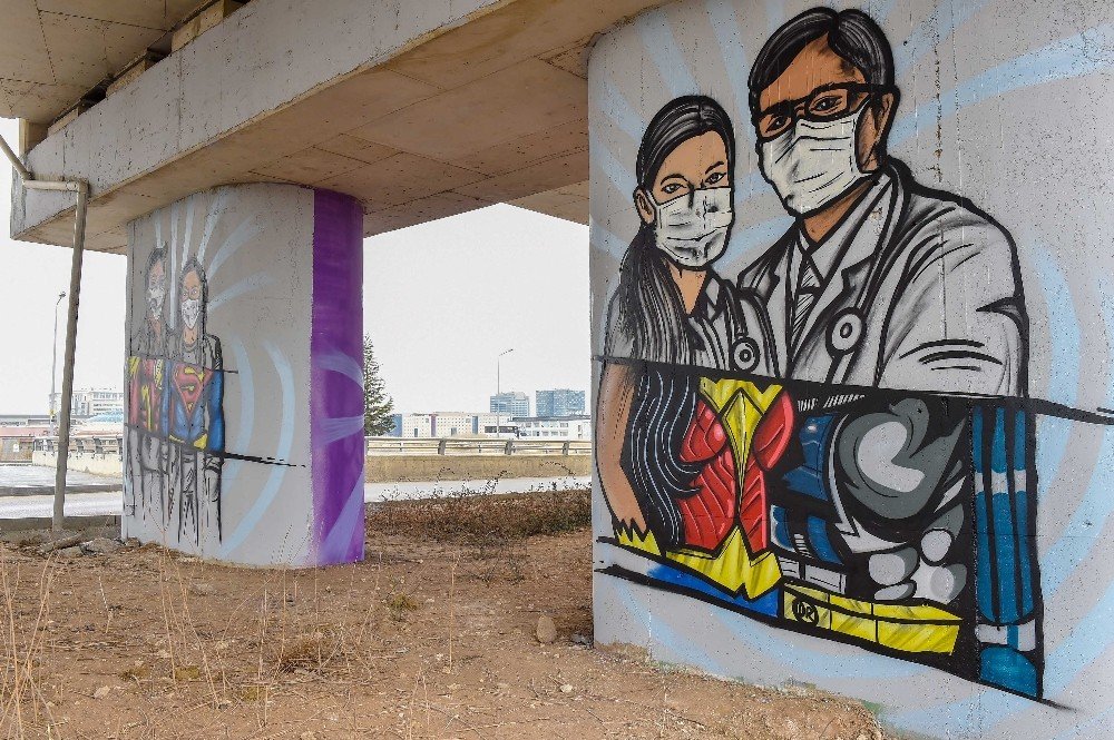 Ankara’da Tıp Bayramı İçin Özel Grafitiler