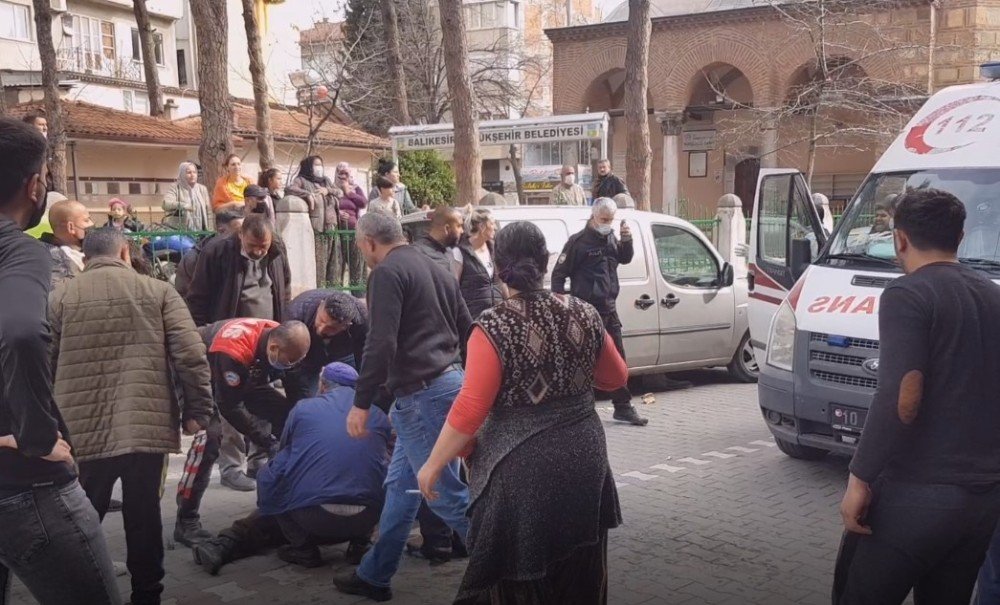 Kayınpederini Silahla Yol Ortasında Vurdu