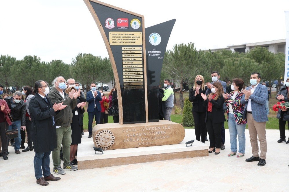 Denizli’de ’sağlık Çalışanlarına Saygı Anıtı’ 14 Mart Tıp Bayramı’nda Törenle Açıldı