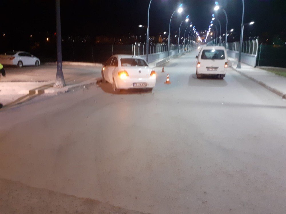 Karabük’te 3 Aracın Karıştığı Kazada 2 Kişi Yaralandı