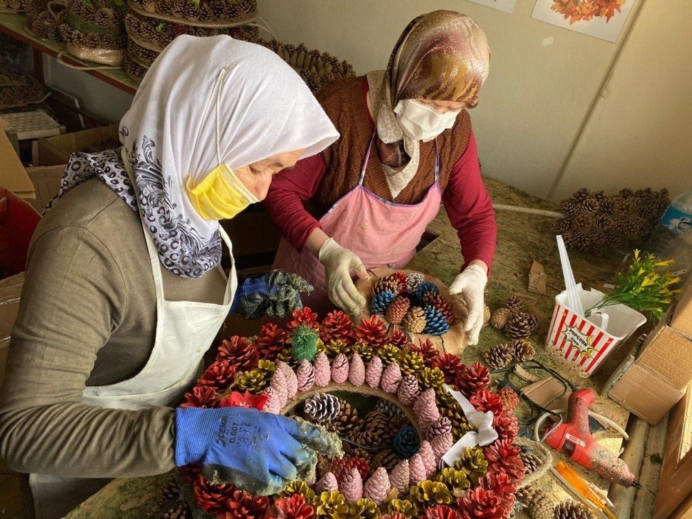 Tez Ödevi 20 Kadına İstihdam Sağladı