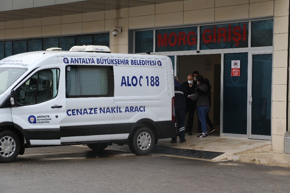 Feci Kazada Hayatını Kaybeden Buğra Yorulmaz’ın Cenazesi Yakınları Tarafından Morgdan Alındı