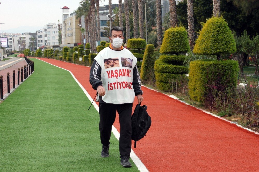 Hayvan Haklarına Dikkat Çekmek İçin Mersin’den İ̇zmir’e Yürüyecek