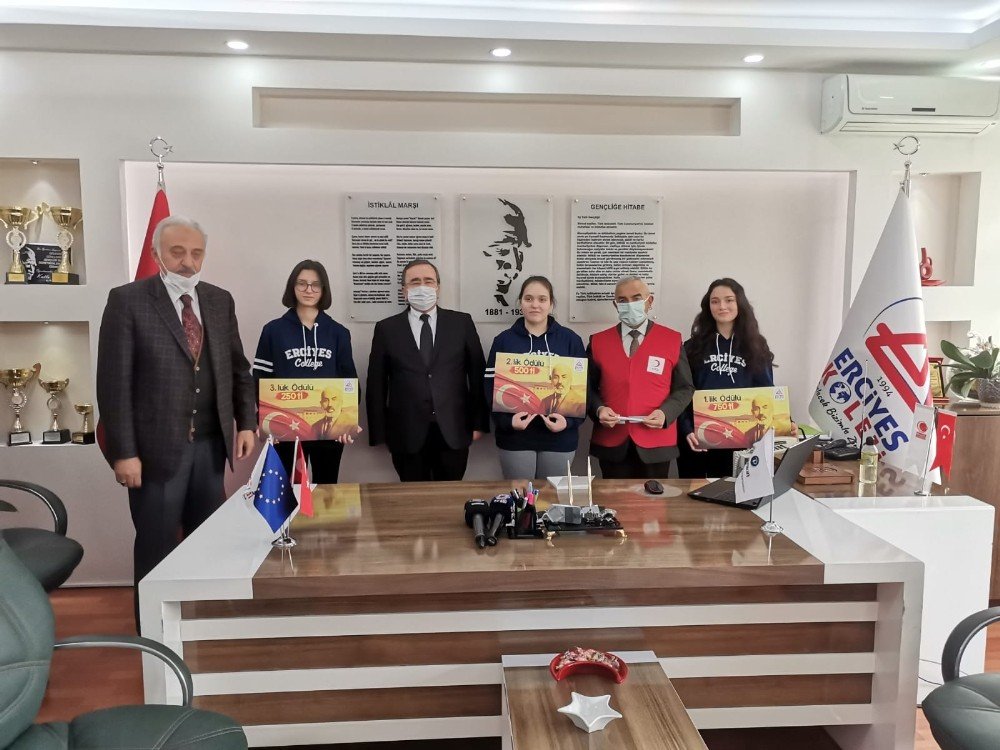 Öğrencilerden Duygulandıran Bağış