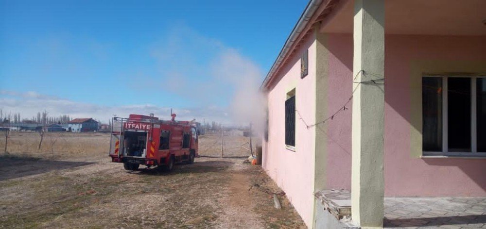 Evi Yanan Vatandaş İçin Yardım Kampanyası Başlatıldı