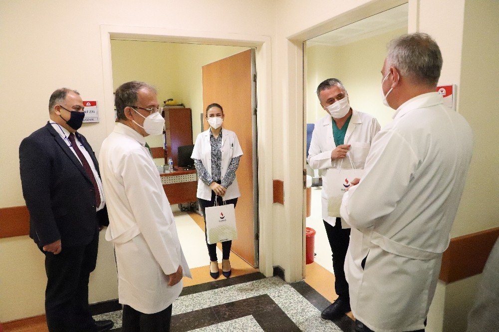 Sanko Üniversitesi Ve Hastanesinde Tıp Bayramı Kutlamaları