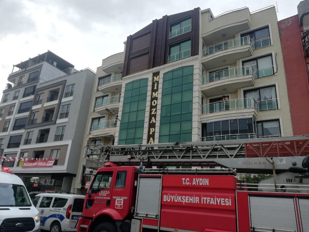 Aydın’da Ev Yangını Panikletti