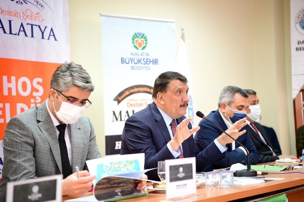 Gürkan: “her İlçemize Ayrım Yapmadan Hizmet Götürüyoruz”