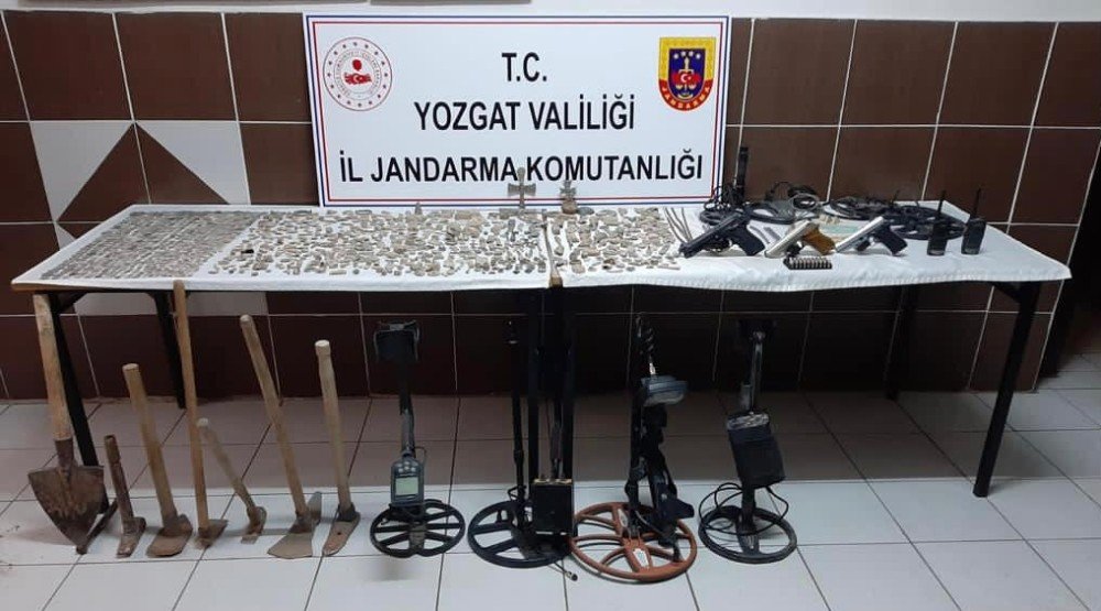 Yüzlerce Sikke İle Yakalandı