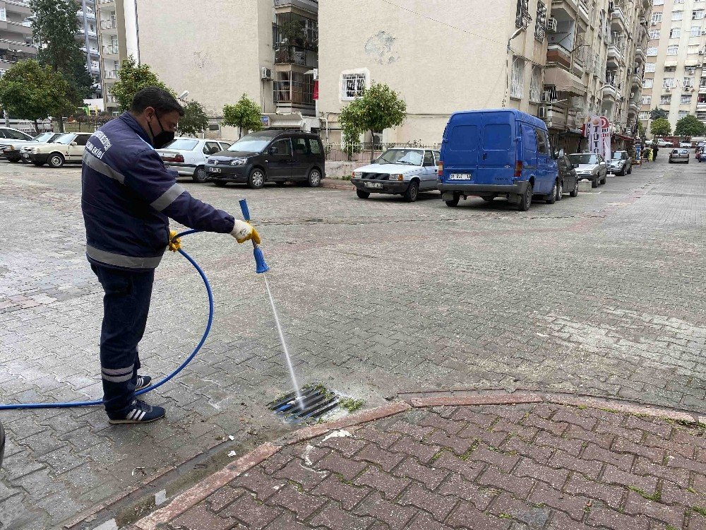 Korona Ve Sivrisinekle Eş Zamanlı Mücadele