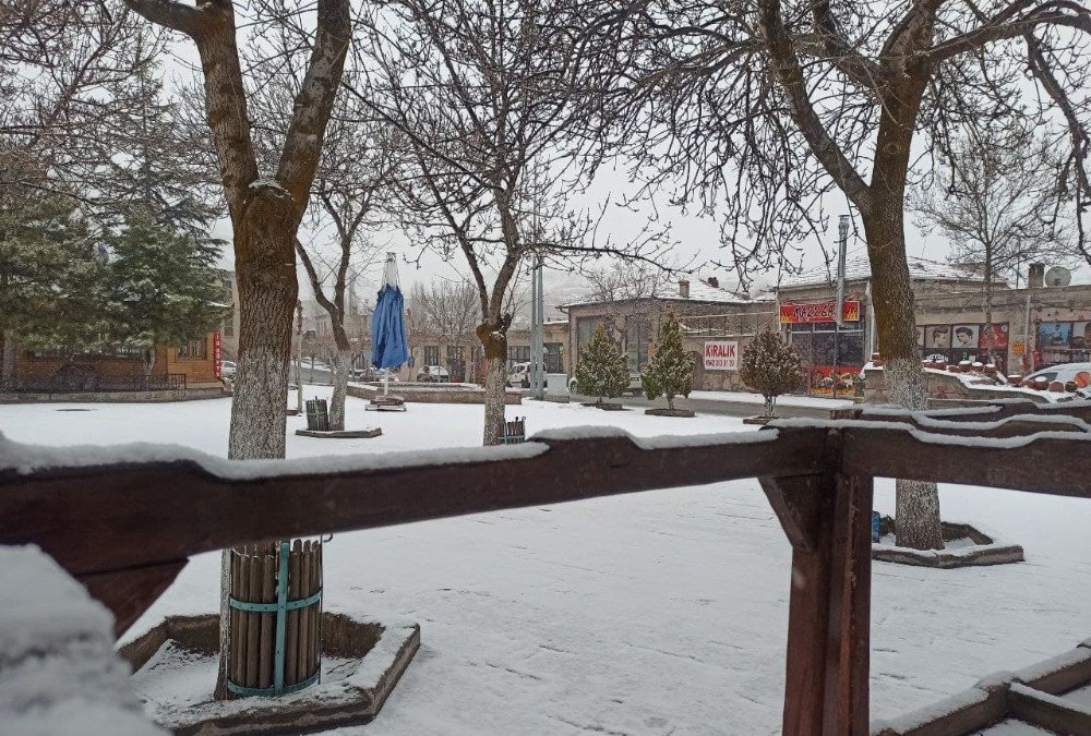 Güzelyurt Beyaza Büründü