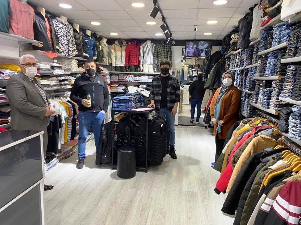 Ayvalık’ta Başkan Çakırca’dan Esnafa Şok Baskın