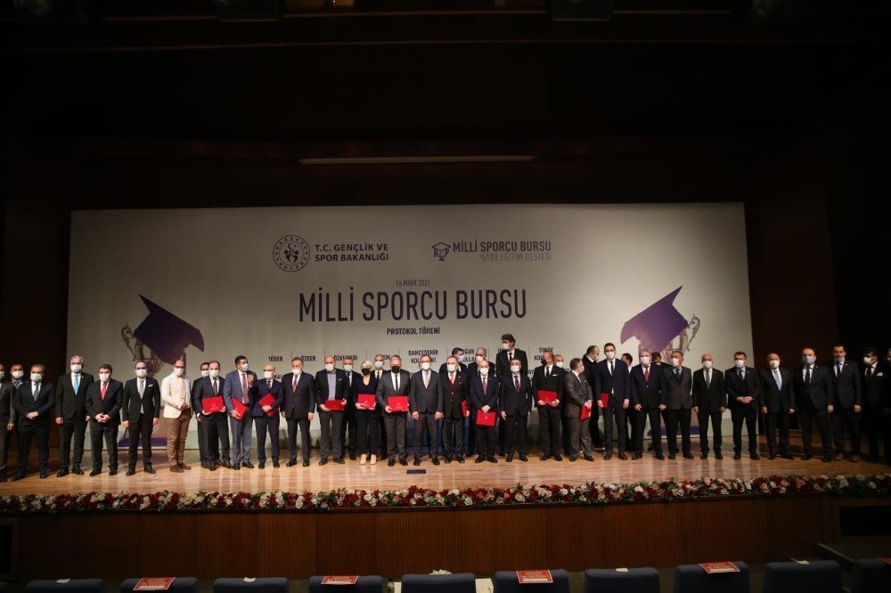 Milli Sporculara Yüzde 100 Burs Desteği