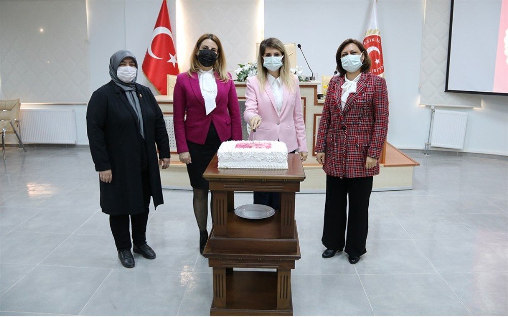 Genel Sekreter Bayrakçı’dan Kadın Çalışanlarla Tam Destek