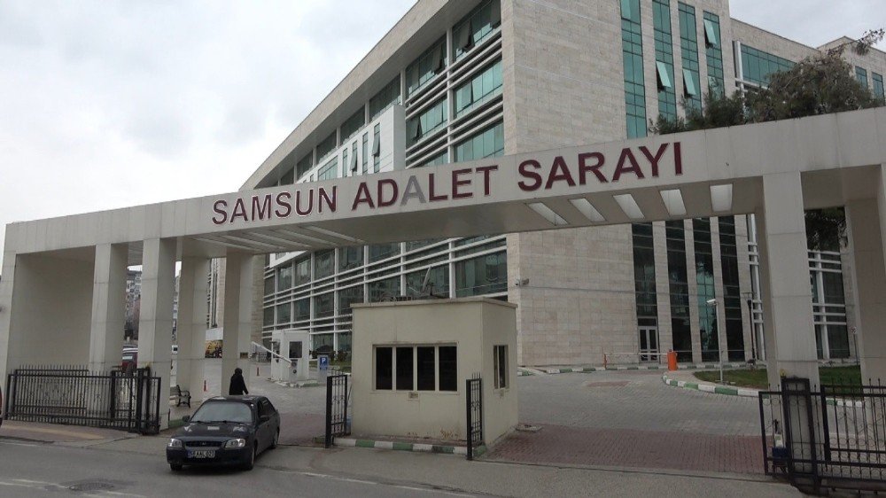 Cumhuriyet Savcısı ‘kamu Görevlisine Hakaretten’ Açığa Alındı
