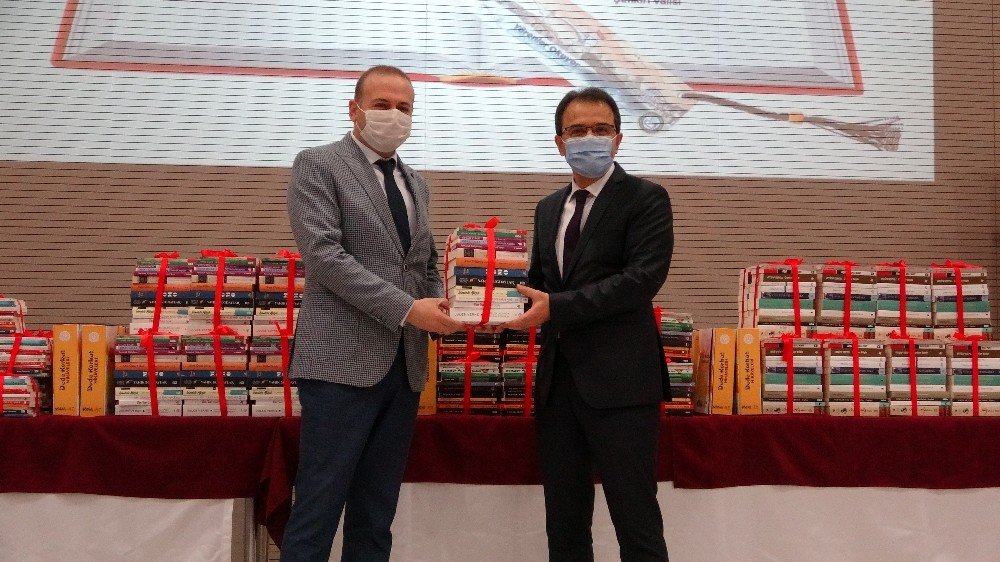 Çankırı’da ’yarenler Okuyor’ Projesi Kapsamında Kitap Okuma Seferberliği Başladı