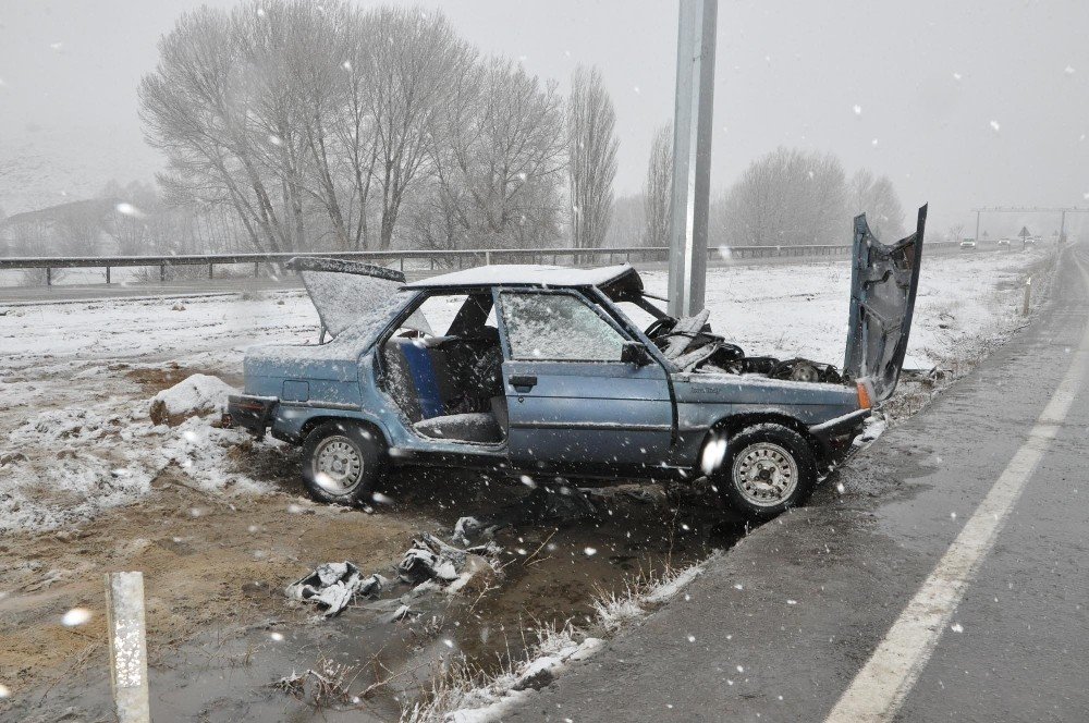 Sorgun’da İki Farklı Trafik Kazası: 1 Ölü, 5’i Öğretmen 6 Yaralı
