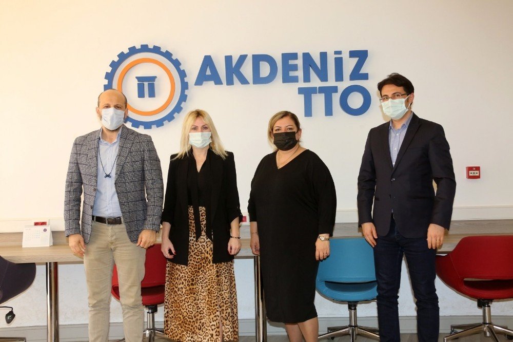 Üniversite Ve Sanayi Arasındaki Köprü Akdeniz Tto