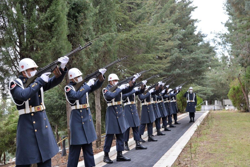 Bilecik’te 18 Mart Şehitleri Anma Günü Ve Çanakkale Deniz Zaferi’nin 106’ıncı Yıl Dönümü Töreni