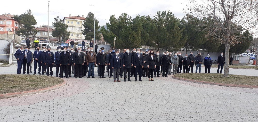 Çanakkale Zaferi’nin 106. Yıl Dönümü Kutlandı, Şehitler Ziyaret Edildi