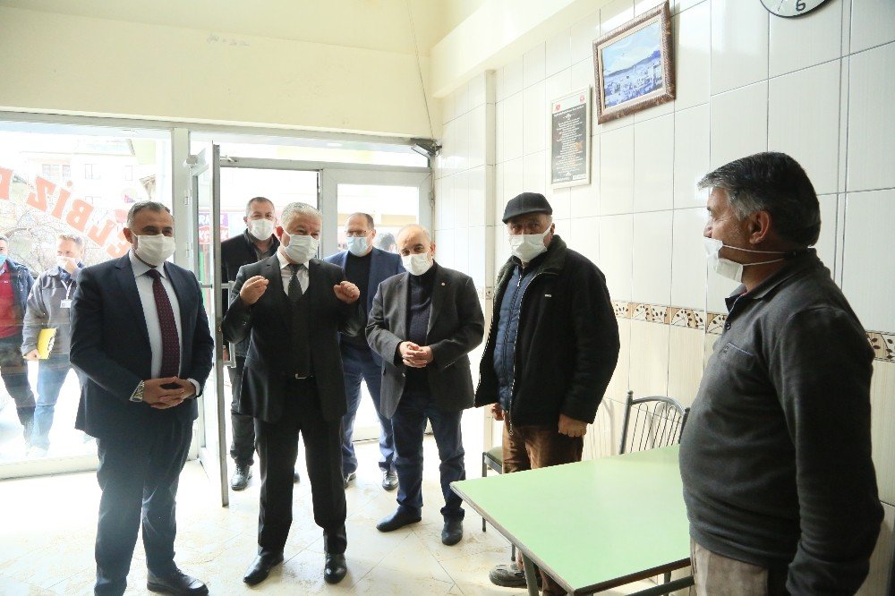 Develi’de İlçe Protokolü Elbiz Caddesi Esnafına Tedbirleri Hatırlattı
