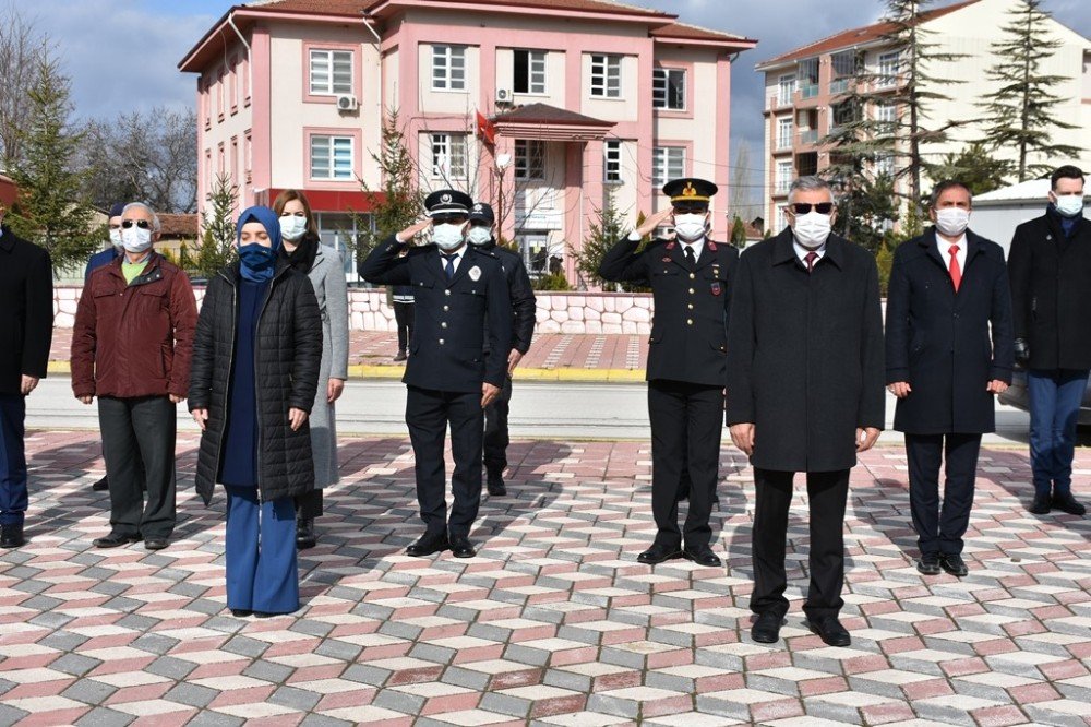 İ̇nönü’de 18 Mart Şehitleri Anma Töreni Düzenlendi