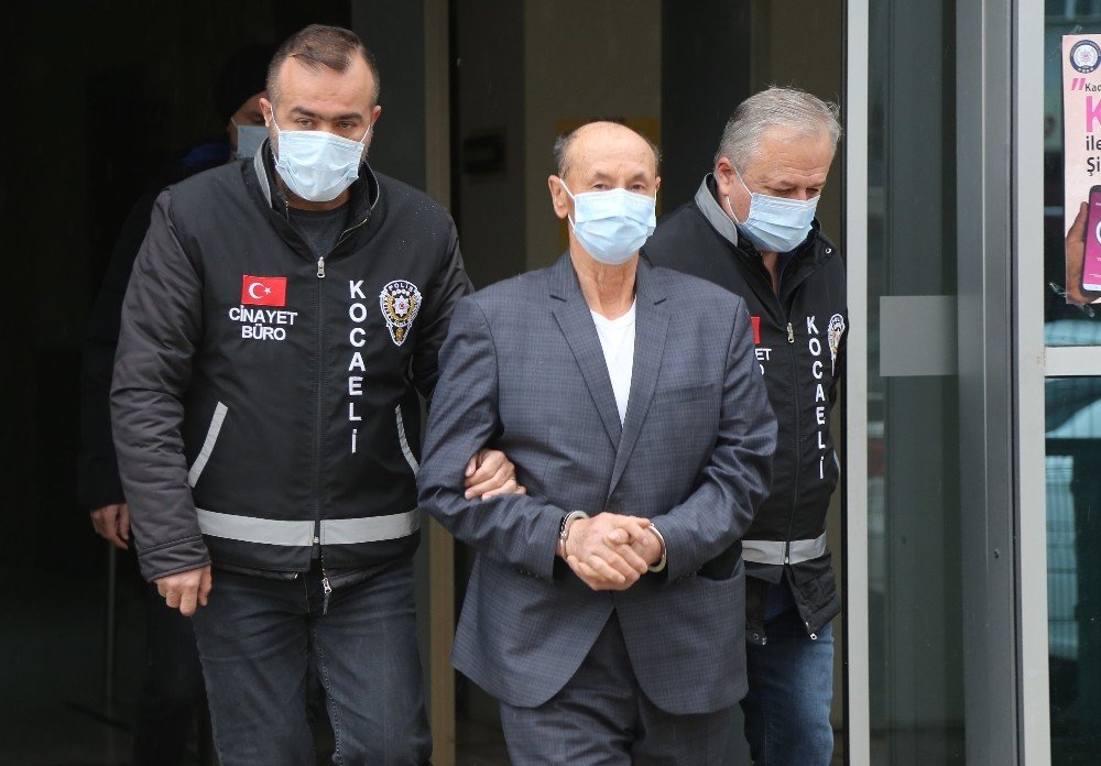 Baraka Yaptığı Arsanın Sahibini Öldüren Zanlı Tutuklandı