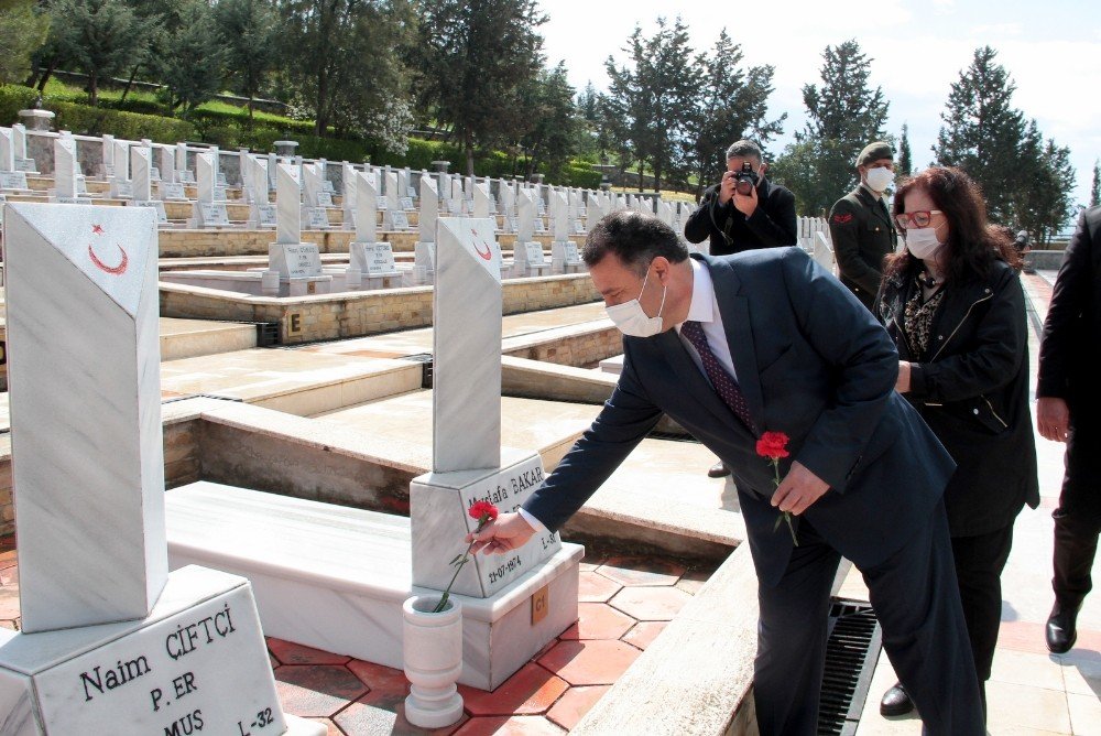 18 Mart Çanakkale Şehitleri Kktc’de Törenle Anıldı