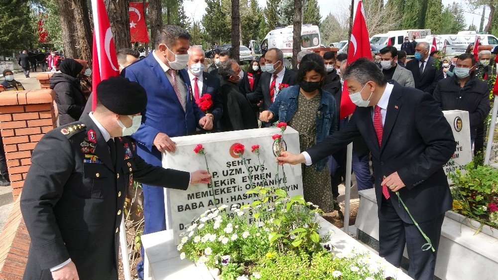 Çanakkale Şehitleri Osmaniye’de Dualarla Anıldı