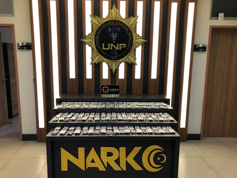 Uşak’ta Narkotik Ekipleri 4 Bin 536 Adet Uyuştucu Hap Ele Geçirdi