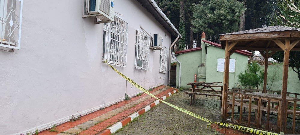 Müftülüğe Giren Hırsız, Bilgisayar Ve Bağış Paralarını Çaldı