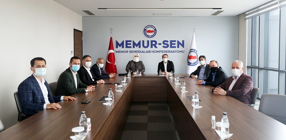 Bakan Selçuk’tan Memur-sen’e Ziyaret
