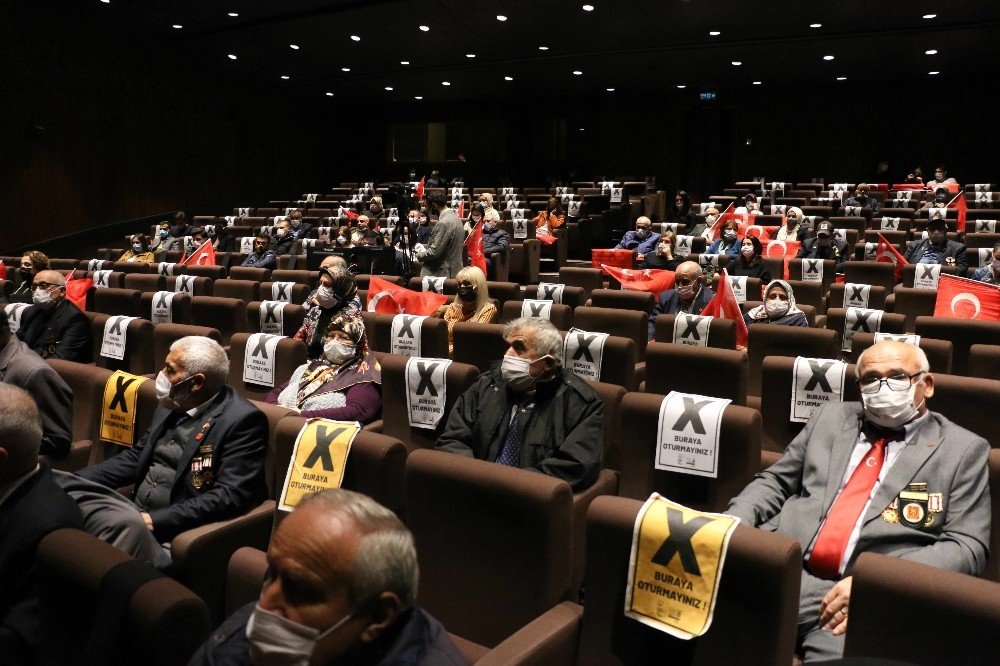 Destansı Türküler Kahramanlar İçin Söylendi