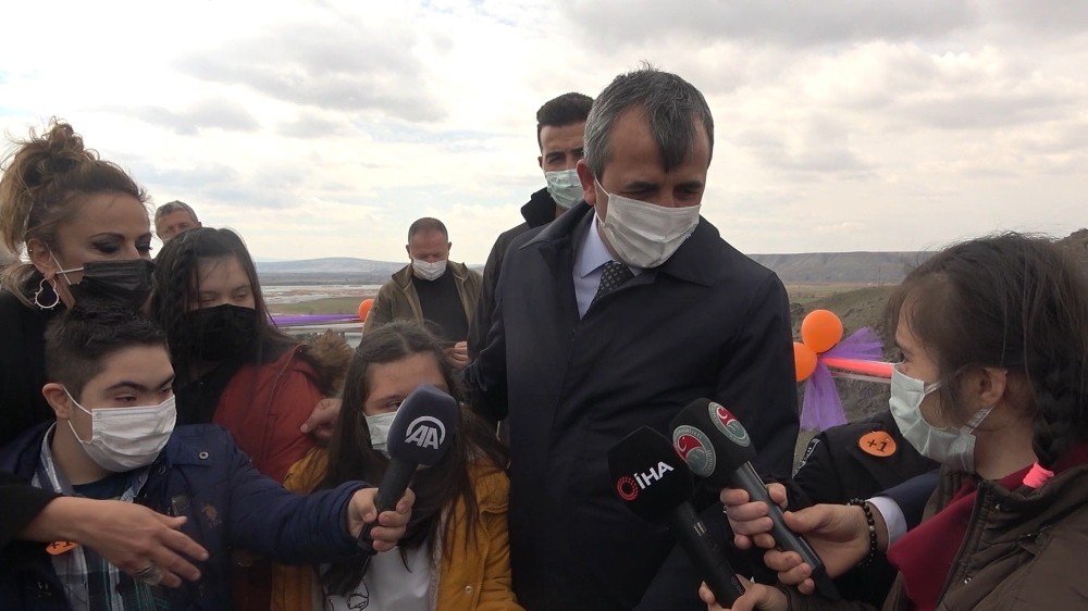 Mikrofonları Bu Kez Down Sendromlu Öğrenciler Tuttu