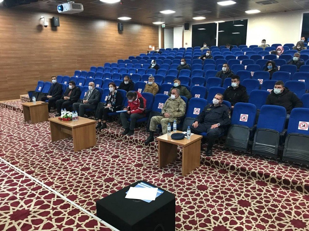 Van’da ‘i̇nci Kefali Av Yasağı Koordinasyon Ve Bilgilendirme Toplantısı’ Yapıldı