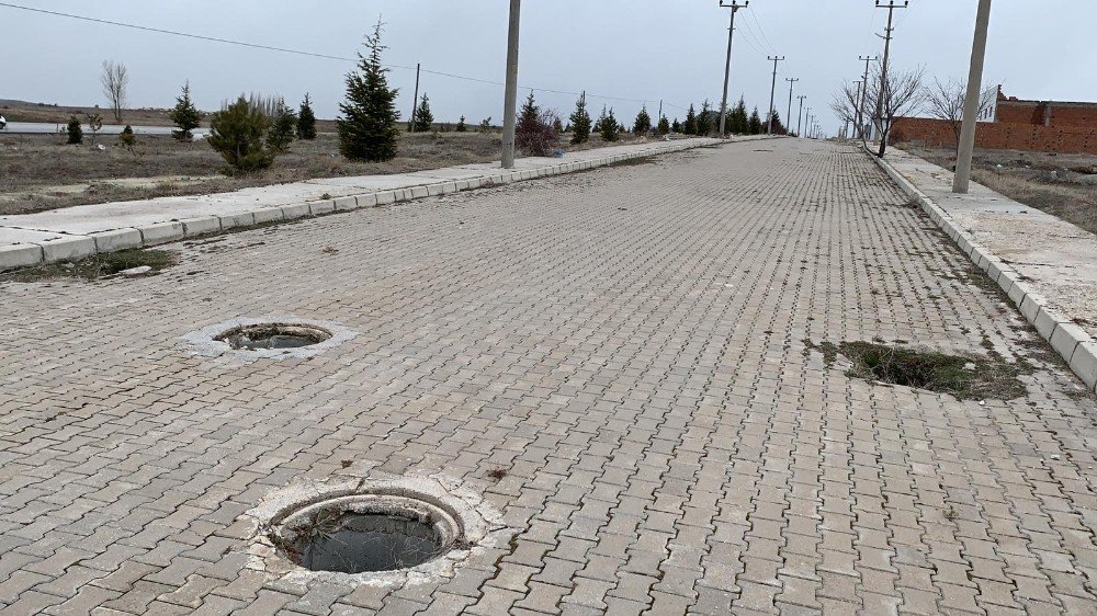 Bolvadin Osb’de 100’e Yakın Rögar Kapağı Mazgal Çalındı