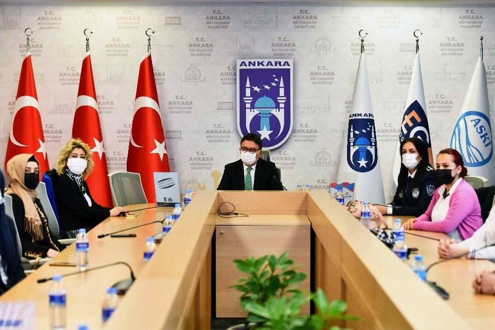 Tüketici Haklarını Resim Ve Karikatürlere Başarıyla Yansıttılar