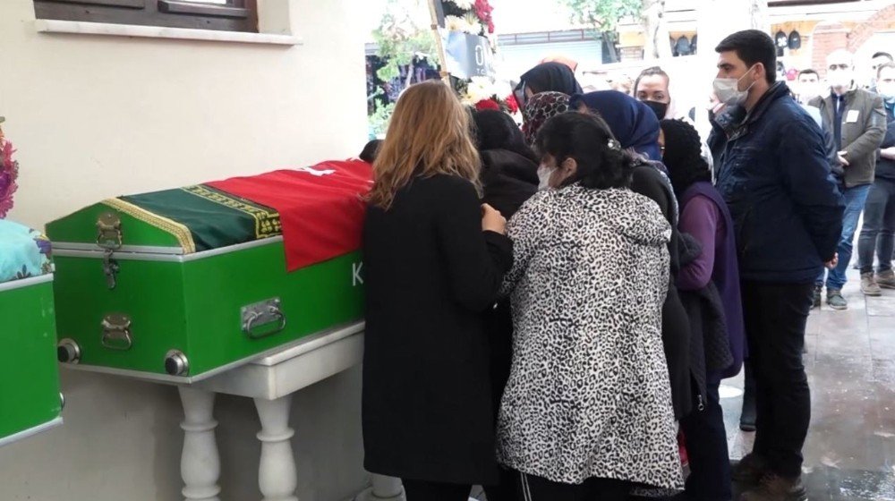 Ormanlık Alanda Ölü Bulunan Döviz Bürosu Çalışanı Toprağa Verildi