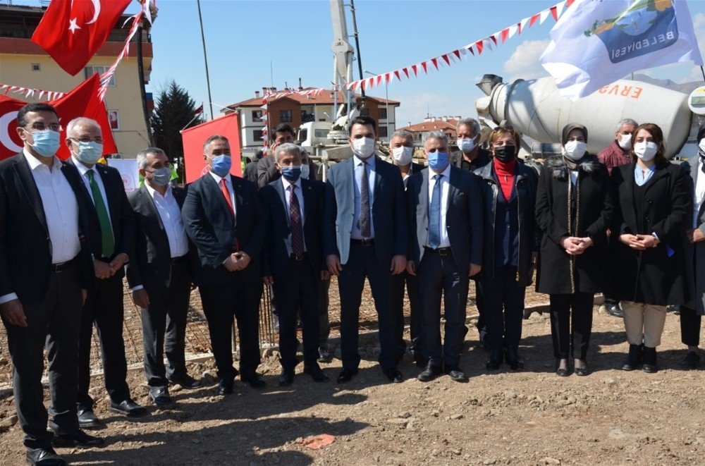 Kale, Gençlik Merkezi’ne Kavuşuyor