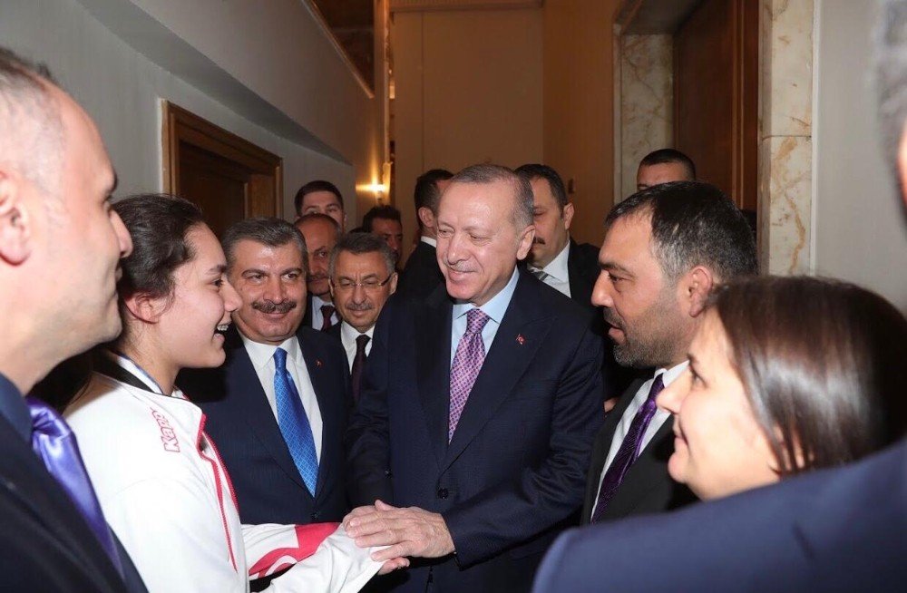 Milli Sporcu Sude Yaren Uzunçavdar: "cumhurbaşkanımıza Vermiş Olduğum Sözü Tuttum"